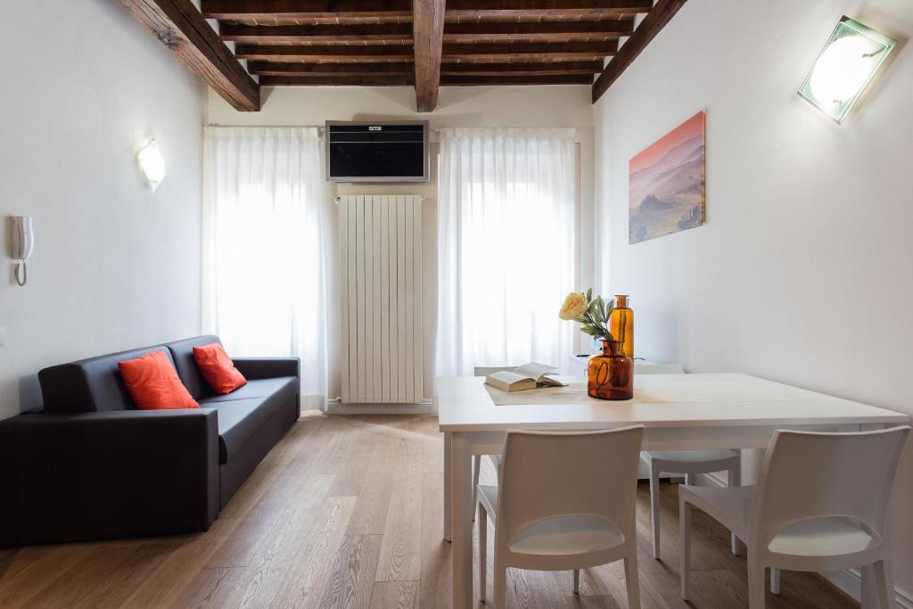 San Lorenzo Apartments Colle Val D'Elsa Camera foto